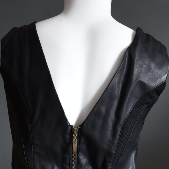 Sold - Picture 3 of 8